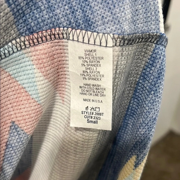 Viator Women's Multicolor Patterned Blouse - Picture 6 of 6